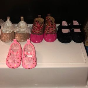 Lot of baby shoes